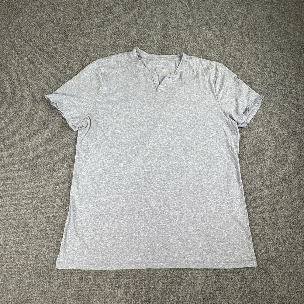 Banana Republic Quick Dry Shirt Men‎ L Blue Breathable Athletic Minimalist Tee